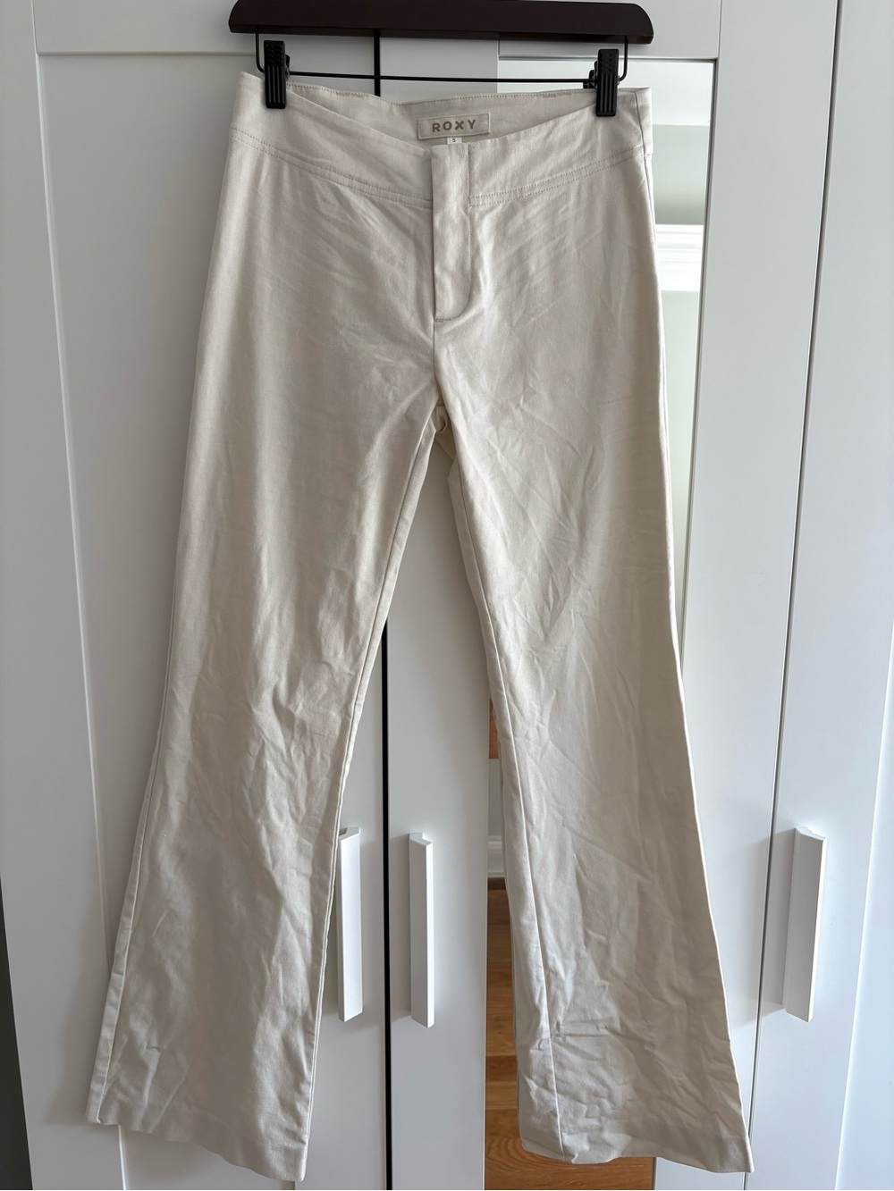 Roxy y2k Cream Cotton Straight Leg Low Rise Flare Pants